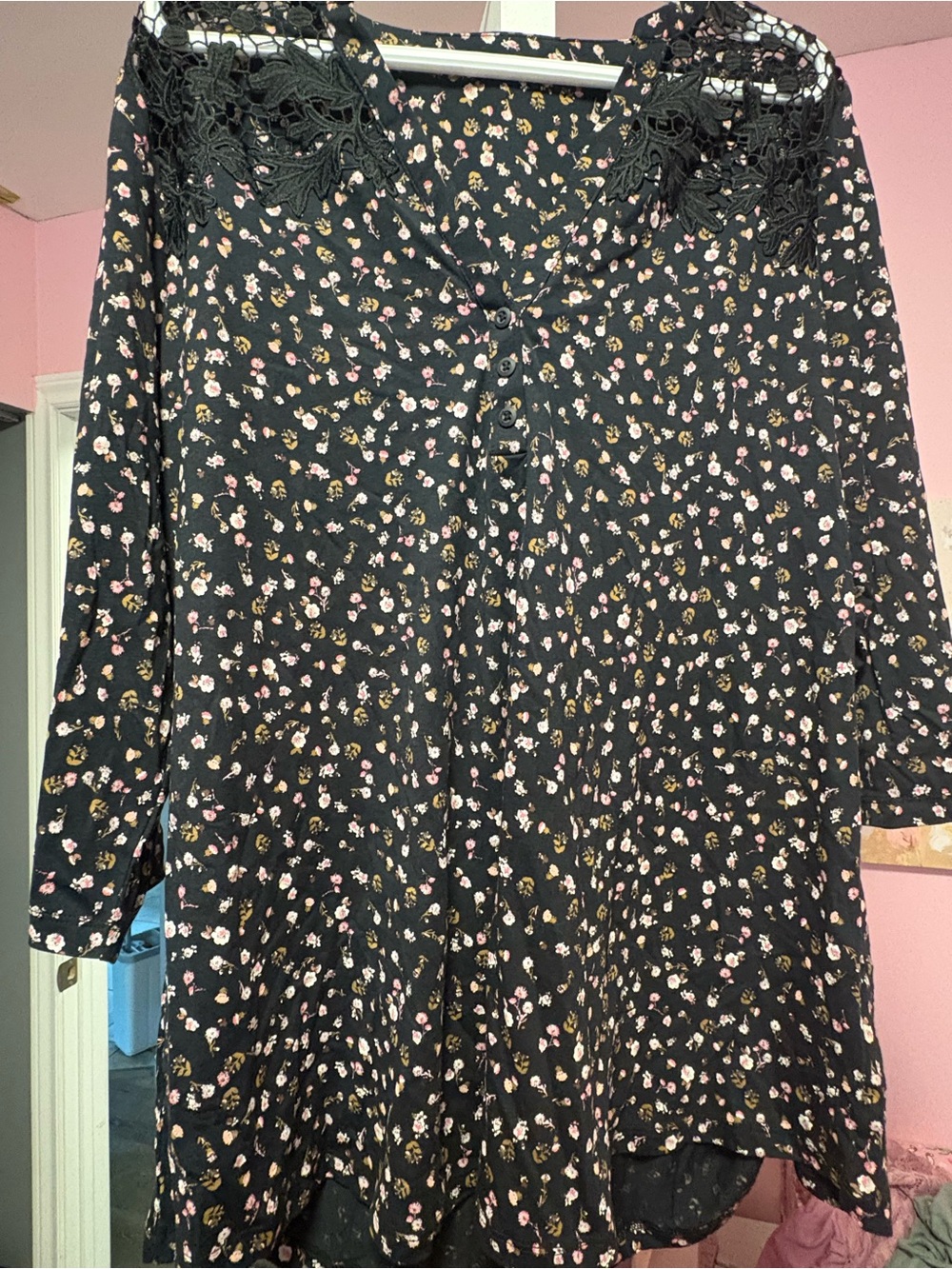 💙4/$10💙 Penningtons Black Floral Lace-Collar Dress with Pink and Cream Accents